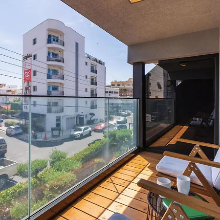 Cozy Loft With Balcony In 公寓 利马索尔