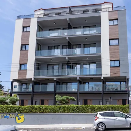 公寓 Cozy Loft With Balcony In